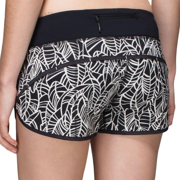 Lululemon Run Speed Short ~ Pretty Palm Black